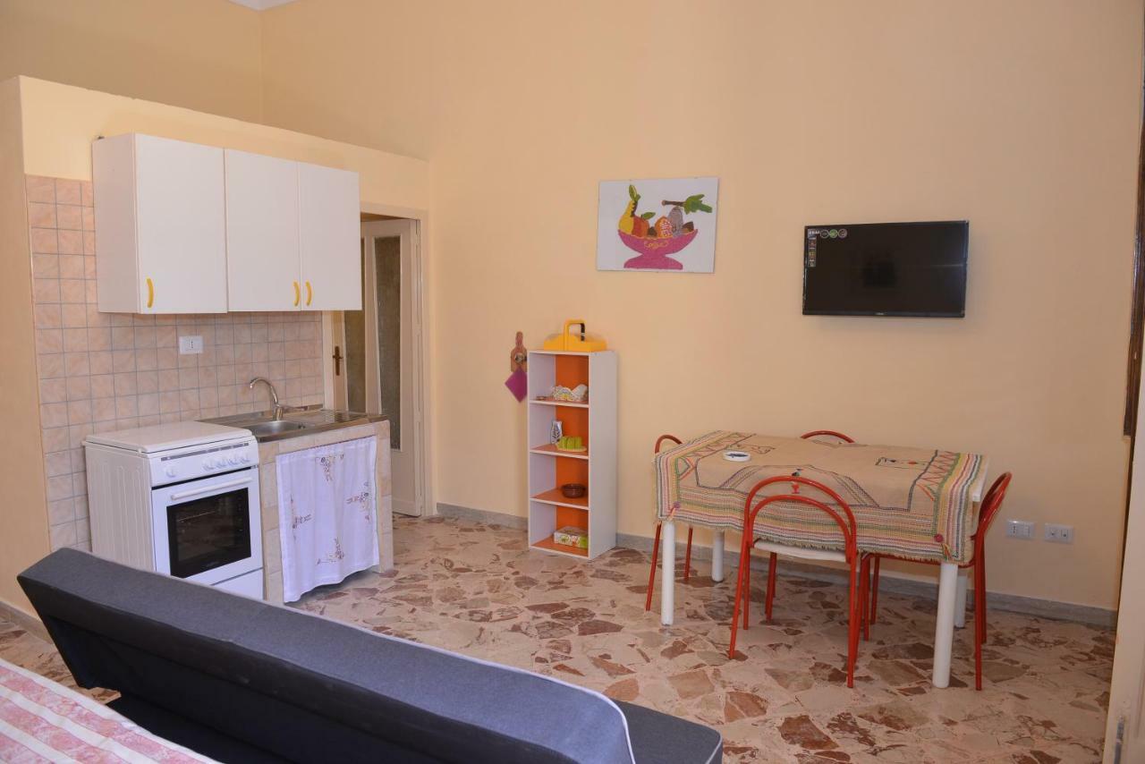 Strada Del Corso Da Alberto Apartment Avola Exterior foto