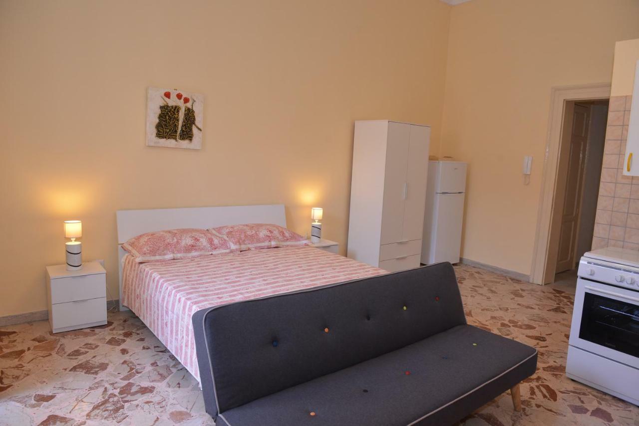 Strada Del Corso Da Alberto Apartment Avola Exterior foto